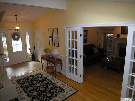 3rd image of 17 Brilner Dr