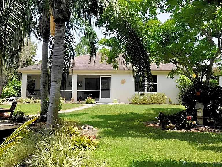 13210 Temple Blvd — Photo 32