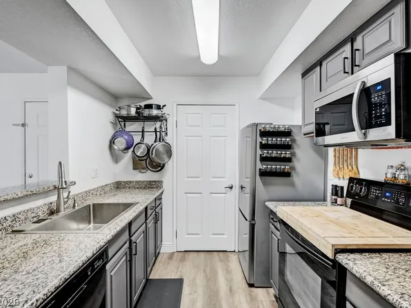 6800 E Lake Mead Blvd Unit 1004, Las Vegas, NV 89156
