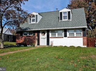 1523 Hickory Rd, Wilmington, DE 19805