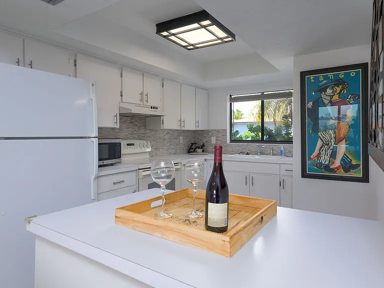3333 S Ridgewood Ave #9 — Photo 12