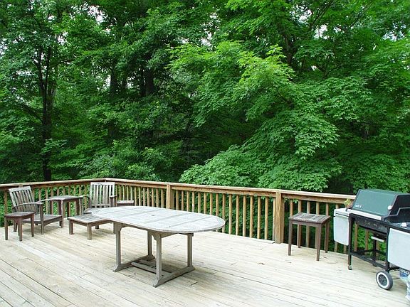 Tree top deck off the great room for outdoor enjoyment and entertaining.