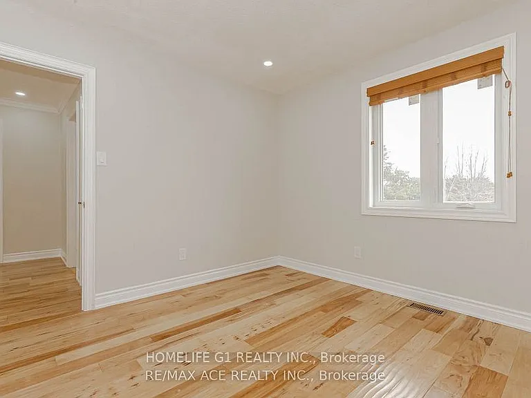 1319 Greenwood Cres — Photo 39