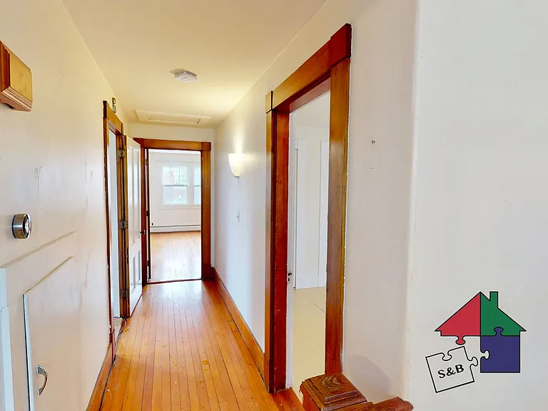 38 School St — Photo 4