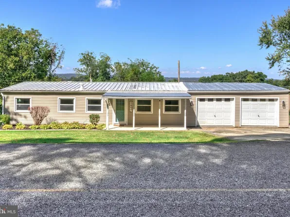 5497 Stambaugh Rd, Spring Grove, PA 17362