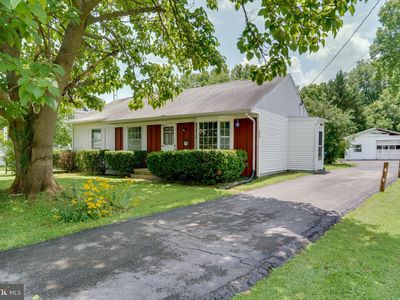 25 Byrd Ave, Berryville, VA, 22611