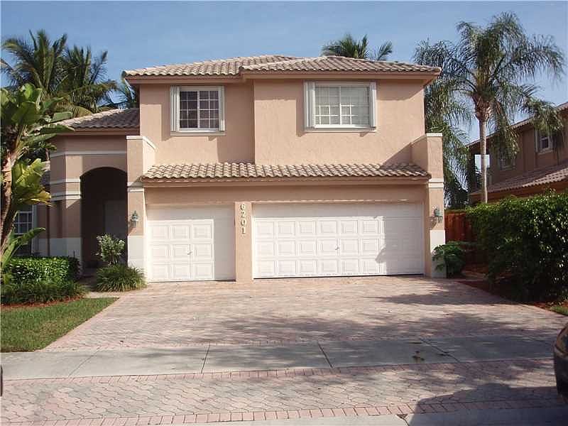 1st image of 6201 NW 112th Ct