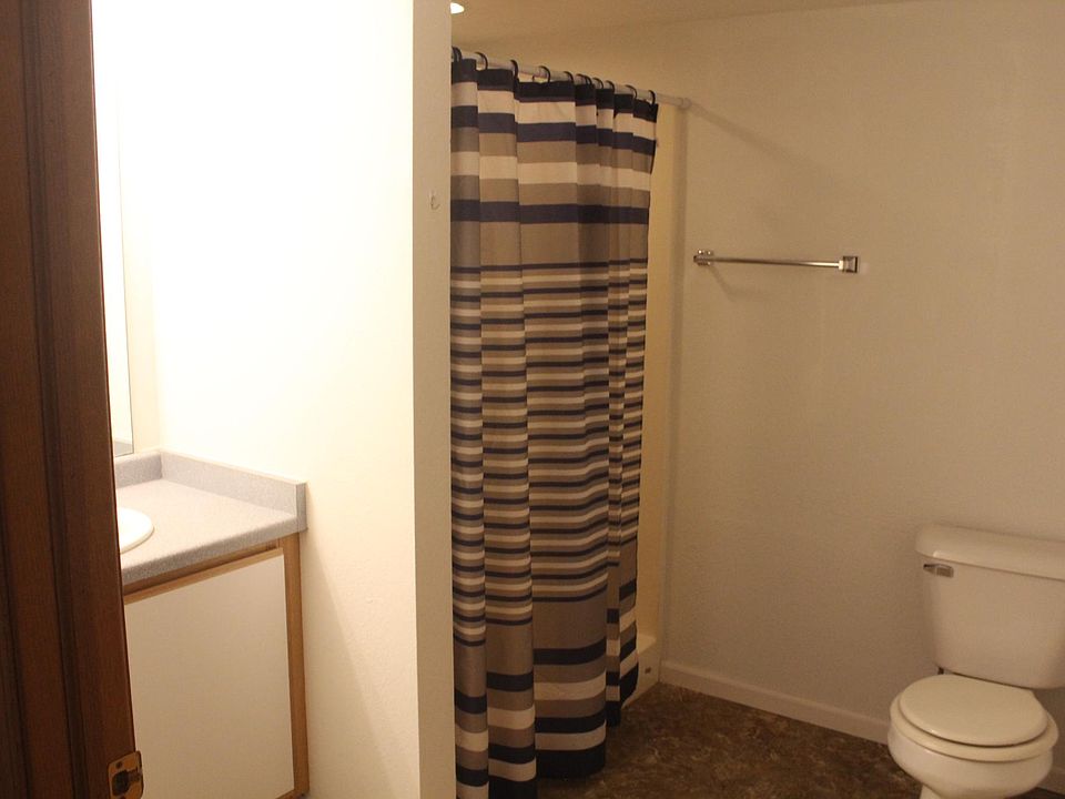 1st image of 5178 Zenith Pkwy #1