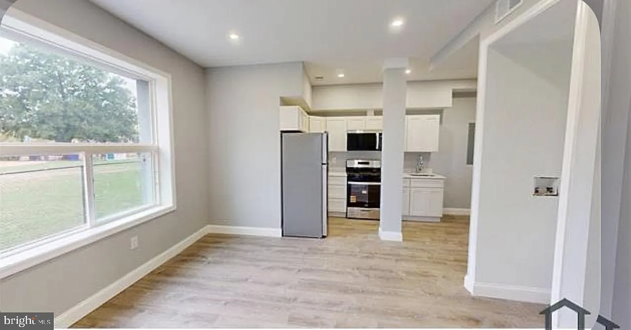 2 bed, $3,833 — Photo 2