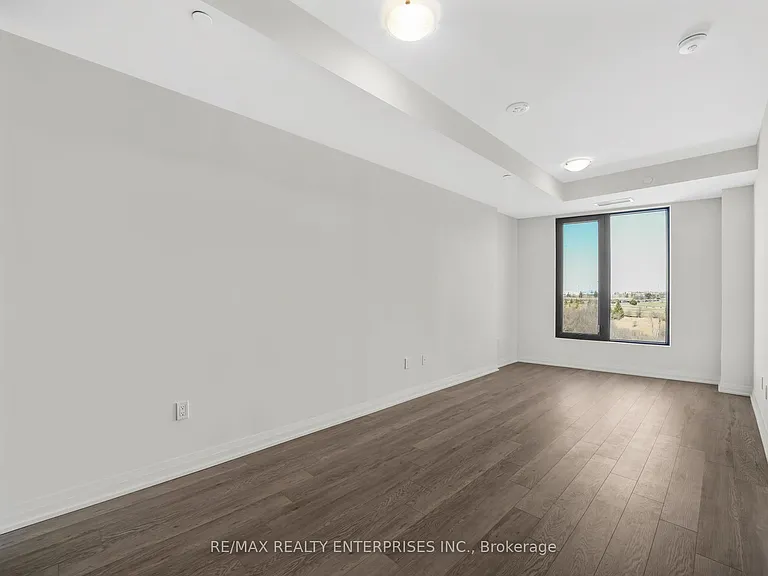 1415 Dundas St E #511 — Photo 9