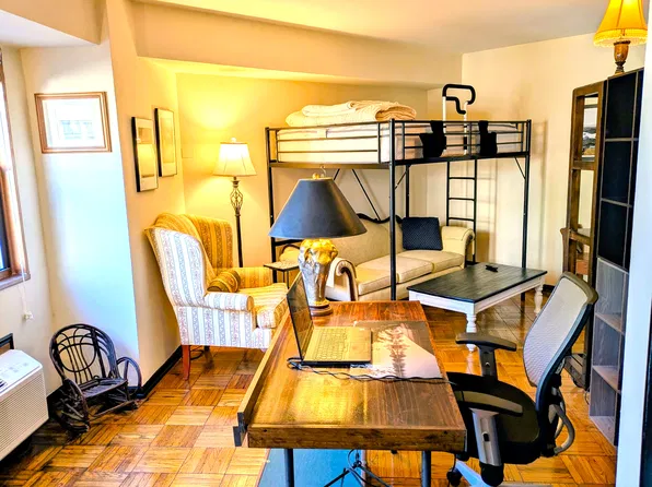 1801 Clydesdale Pl NW, Washington, DC