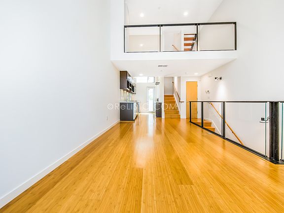 5th image of 4234 Halleck St