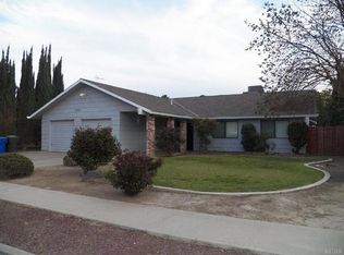 1065 Ross Way, Hanford, CA 93230