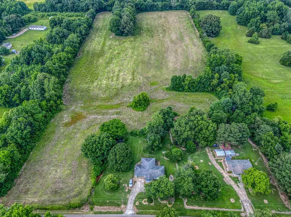 2630 Thorpe Dr, Mason, TN 38049