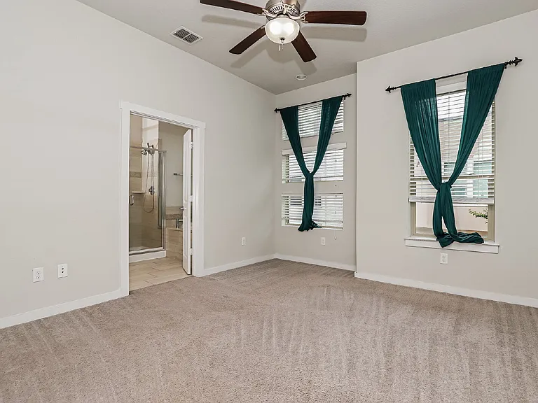 3831 Harry Wurzbach Rd #6 — Photo 23