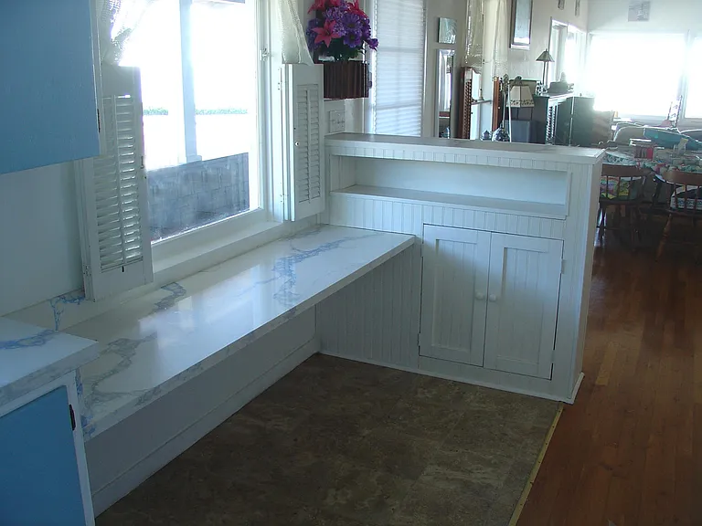 Quartz Breakfast Bar