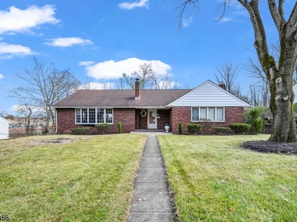 29 Hillcrest Ter, Lincoln Park Boro, NJ 07035