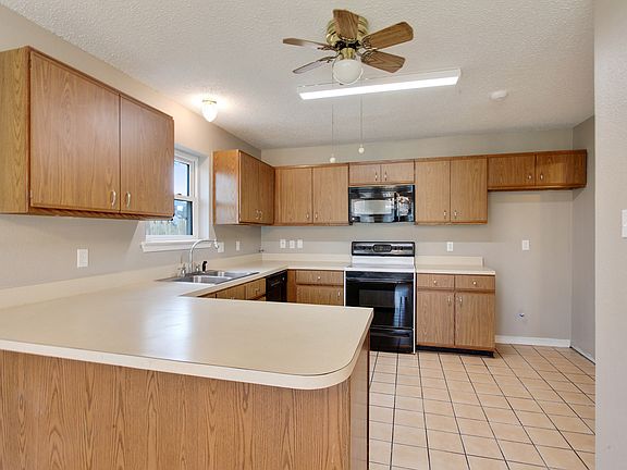 4th image of 740 Lemoyne Dr