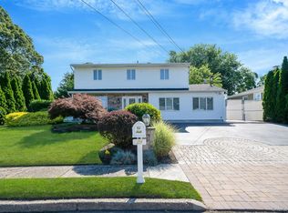 29 Selden Blvd, Centereach, NY 11720