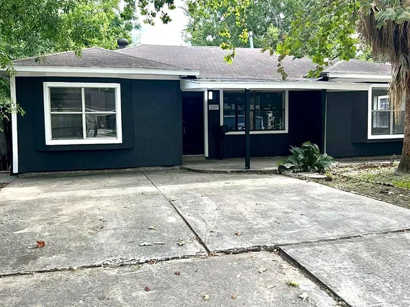2107 Garvey Dr, Pasadena, TX 77506
