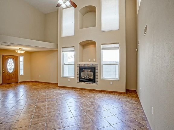 5th image of 301 Pinon Creek Trl SE
