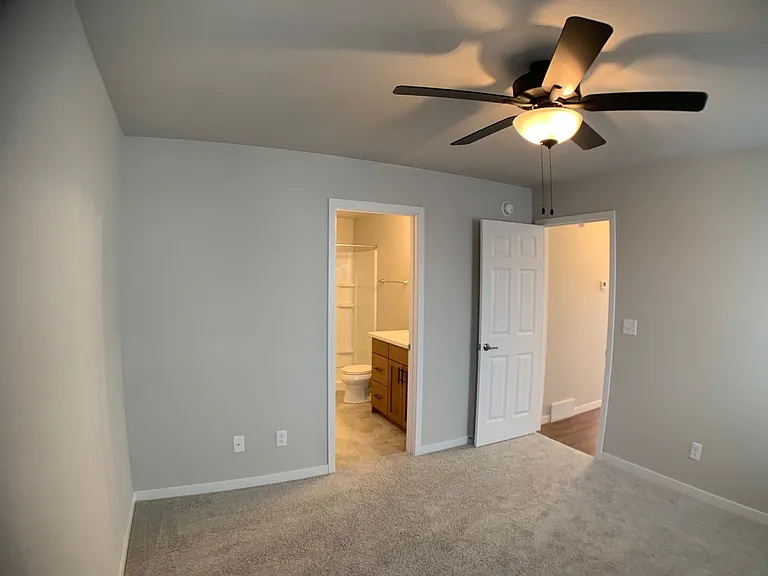 Johnson Farms Twin Homes — Photo 33