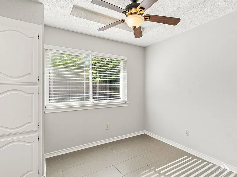 2141 Stradivarius Ln — Photo 3