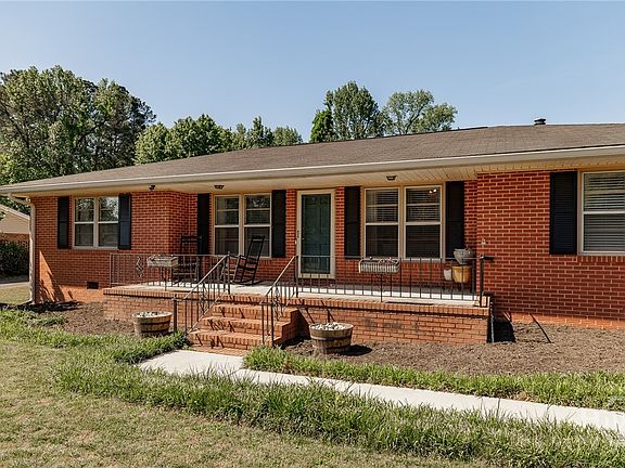 2nd image of 338 Virginia Lane