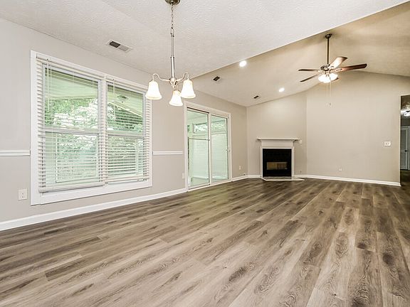 4th image of 2921 Sunset Ct