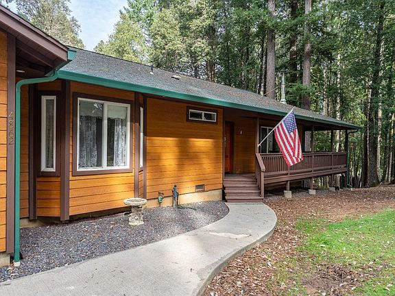 2nd image of 4862 Blue Lake Road