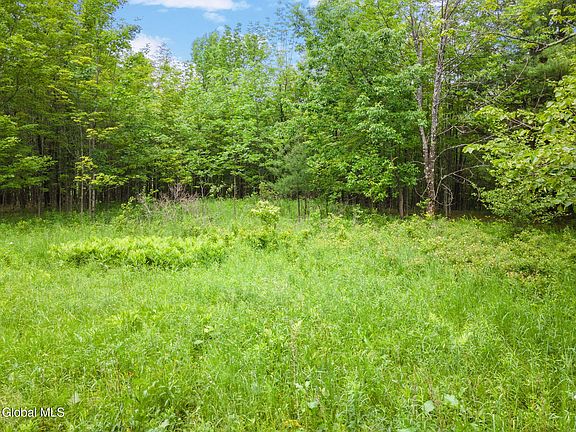 2nd image of 255 Lassen Road