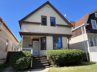 2159 S 6th St, Milwaukee, WI 53215