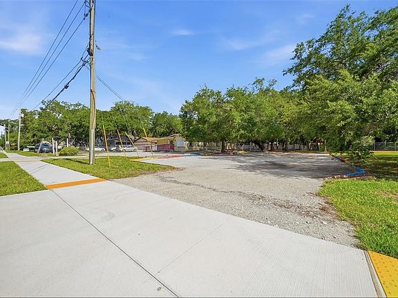 5th image of 2886 Whitney Rd