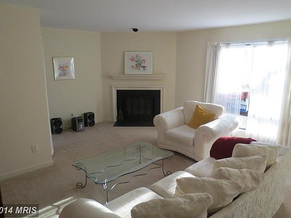 3rd image of 18759 Pier Point Pl