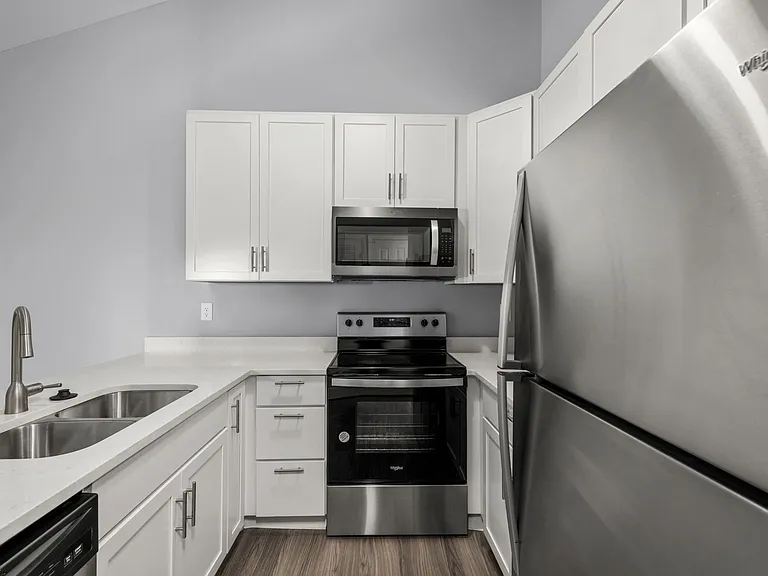 919 Carriage Circle Ln #D — Photo 6