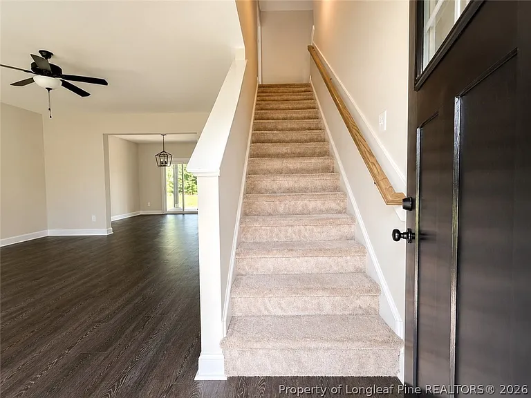 621 Blawell Cir — Photo 8