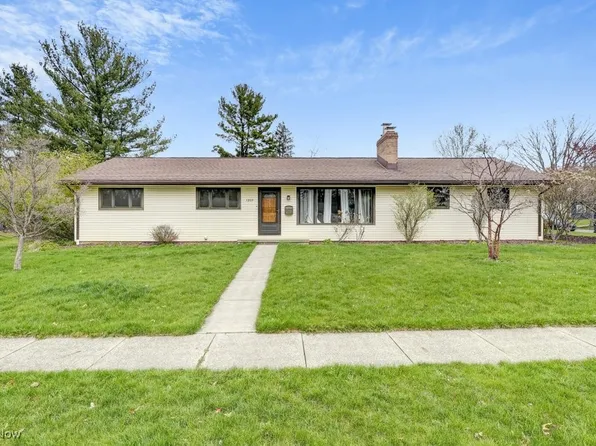 1269 Walton Dr, Akron, OH 44313