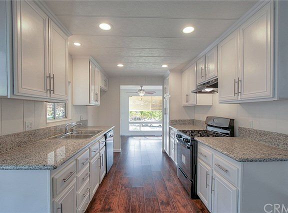 4th image of 26376 Melba Ave