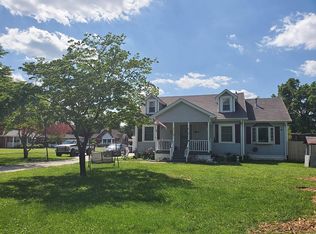 10304 Mitchell Hill Rd, Fairdale, KY 40118