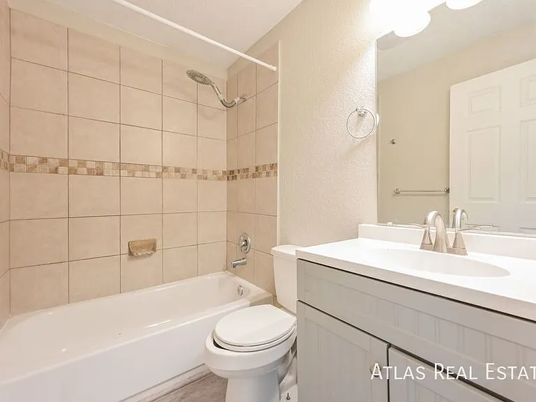 1484 S Cathay Way — Photo 13