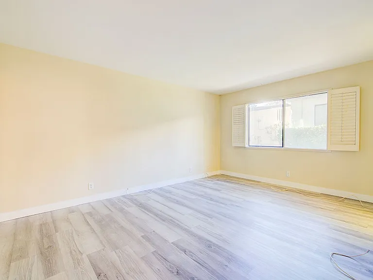 2574 Pera Cir — Photo 14