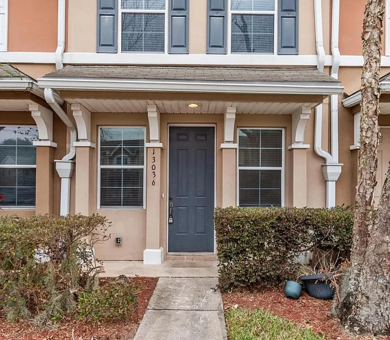 2 bed, 1360 sqft, $1,700 — Photo 1