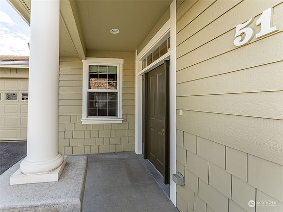 4th image of 1494 Eastmont #51