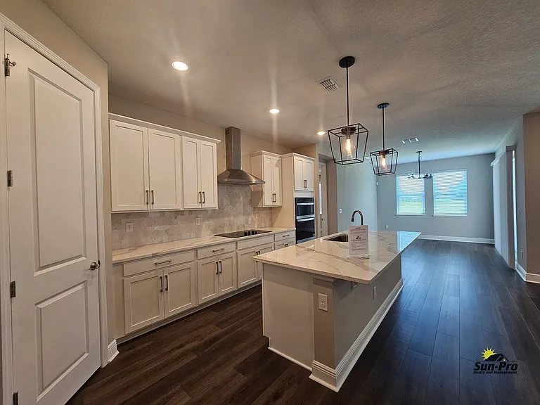 379 Birkdale Dr — Photo 9