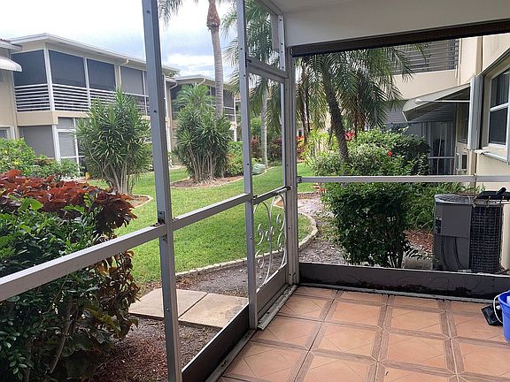 3rd image of 2111 NE 42nd Ct APT 103
