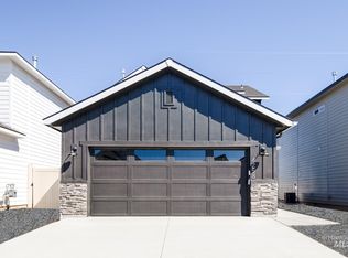 4258 E Woodmurra St, Meridian, ID 83642
