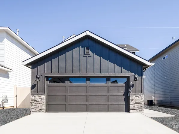 4258 E Woodmurra St, Meridian, ID 83642