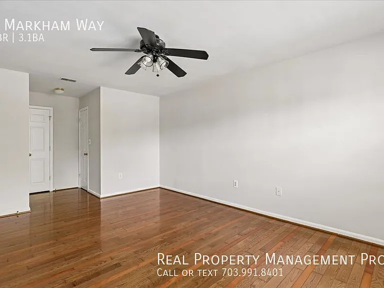4 Markham Way — Photo 28