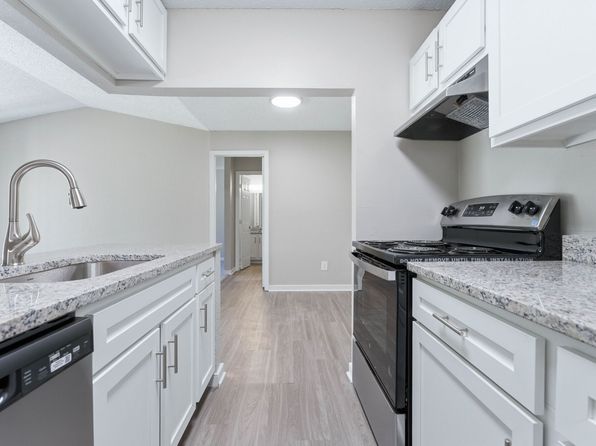 3310 Old Courthouse Rd #26D
