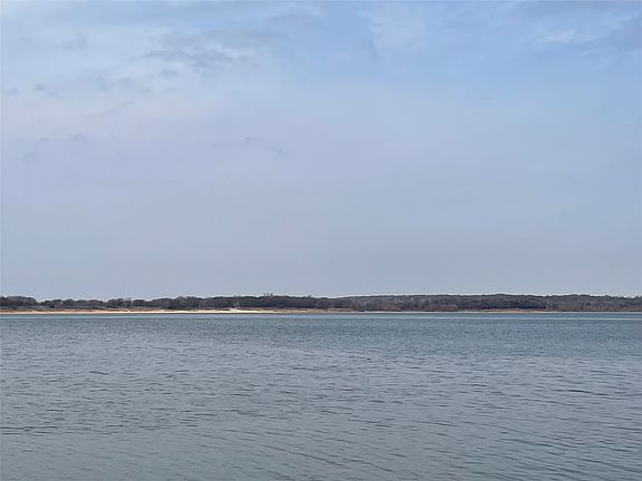 2nd image of 1036 Bewley Rd